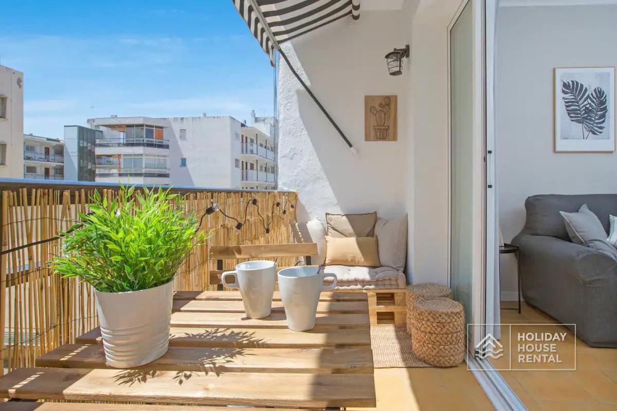 Cosy 3-Bedroom Apartment For 6-8 People Just 50M From The Beach Salou Luaran gambar